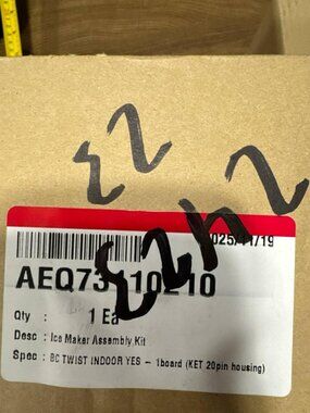 AEQ73110210 Ice maker BRAND NEW